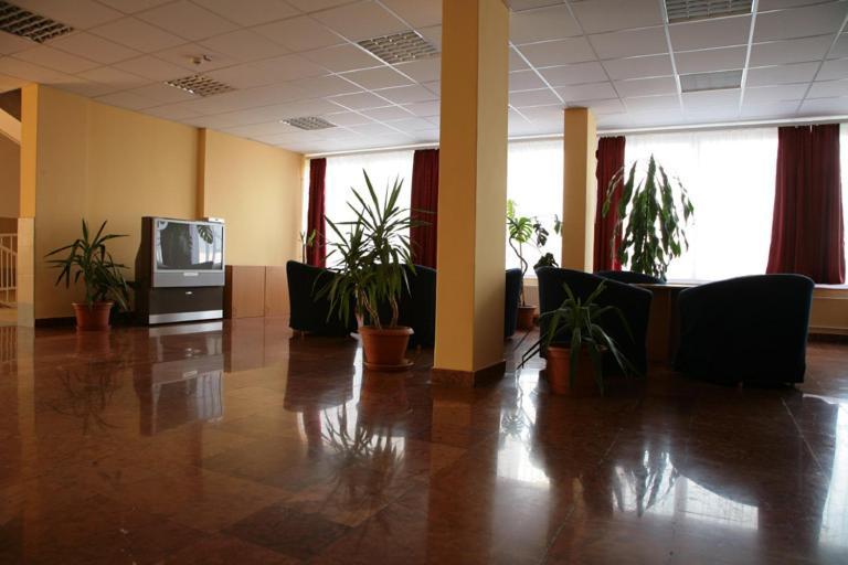 Imola Hostel Eger Extérieur photo