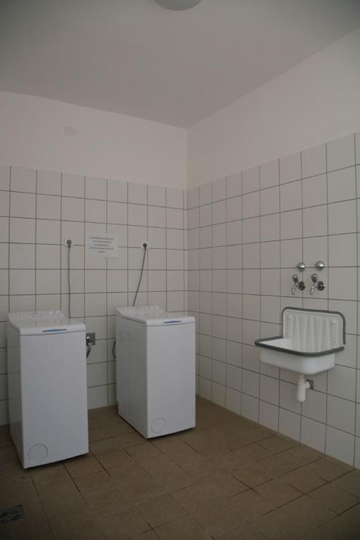 Imola Hostel Eger Extérieur photo